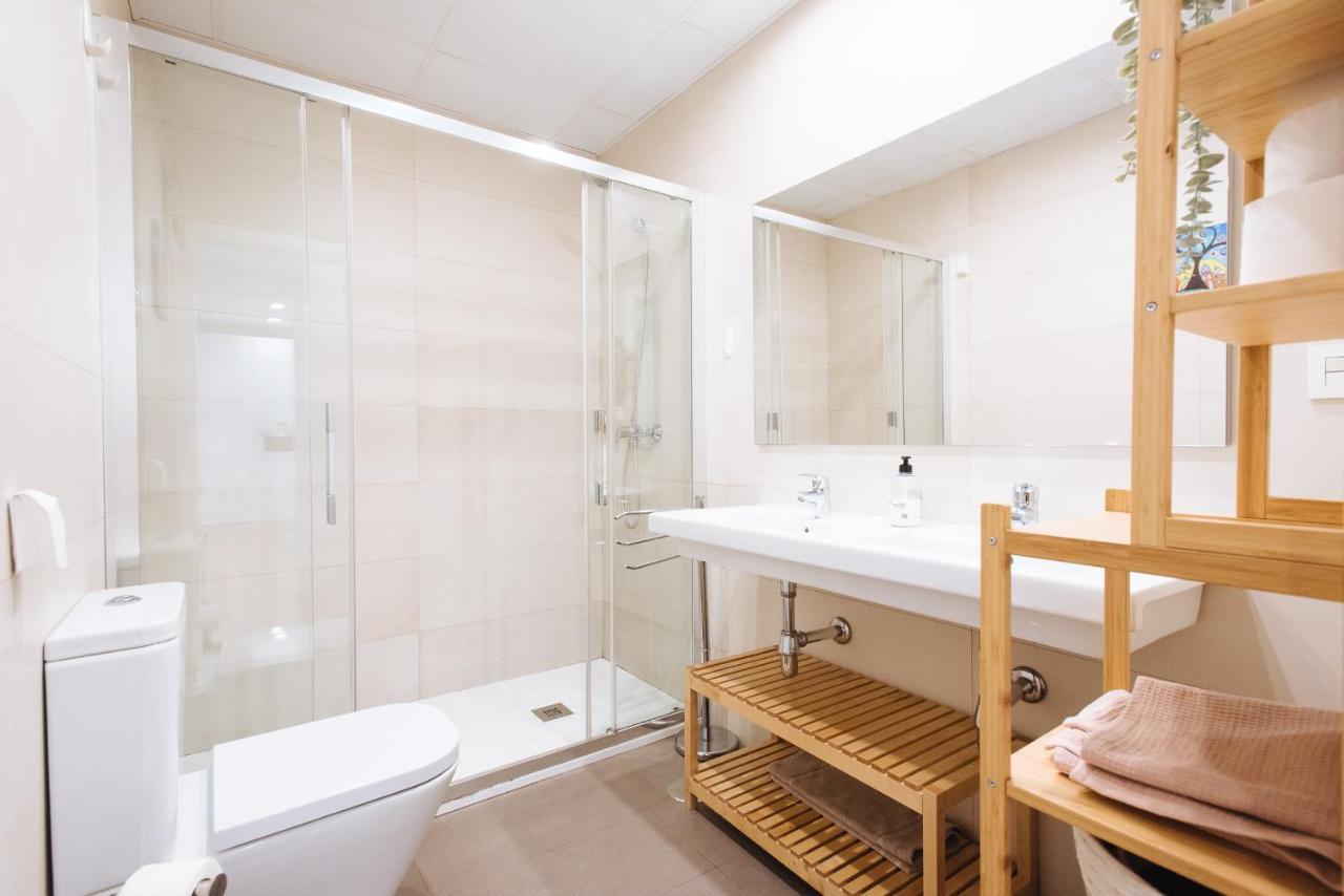 Apartamento estelar con piscina y garaje nervión Sevilha Exterior foto