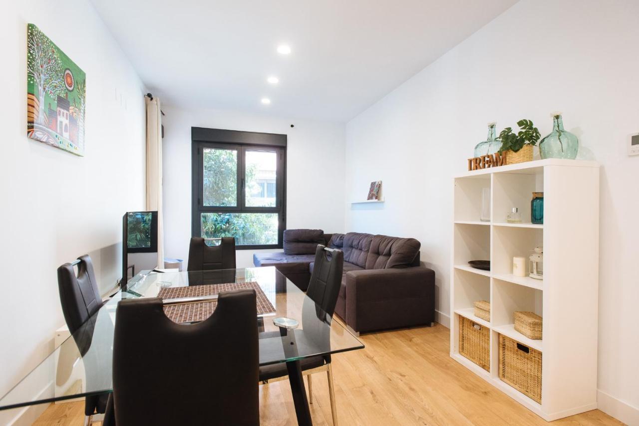 Apartamento estelar con piscina y garaje nervión Sevilha Exterior foto